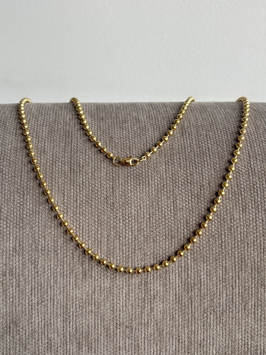 Cadena Militar Mujer